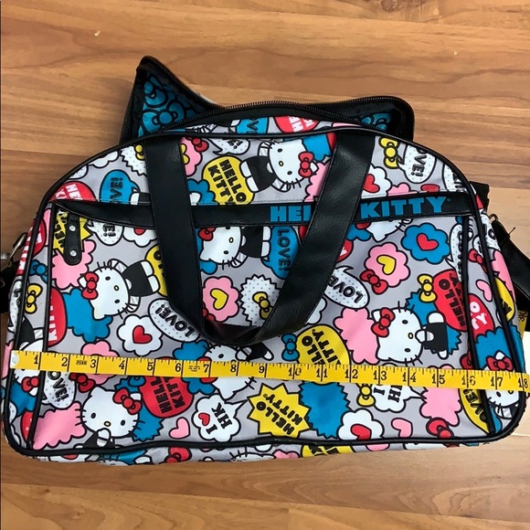 Hello Kitty Duffle Bag with Trolley Handle - Picture 8 of 11